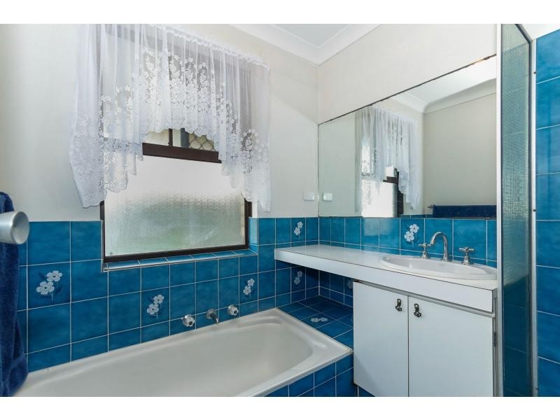 13 Nash Place, Beechboro WA 6063