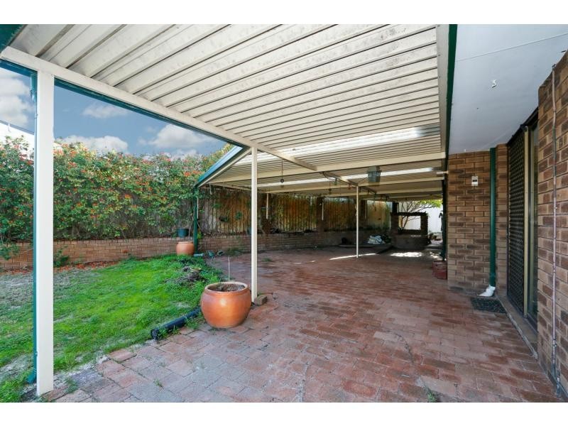 13 Nash Place, Beechboro WA 6063