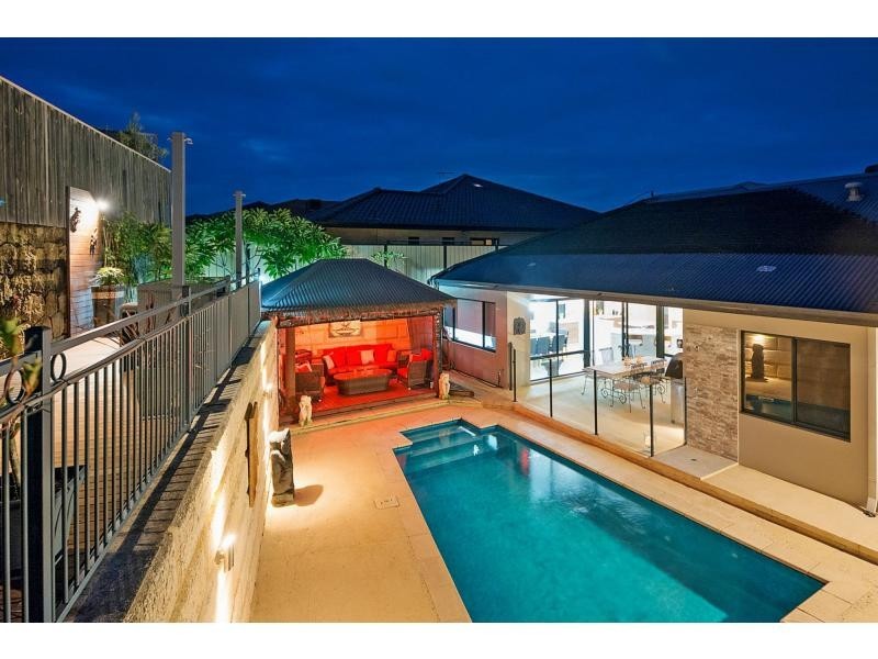 7 Sottogrande View, Connolly WA 6027