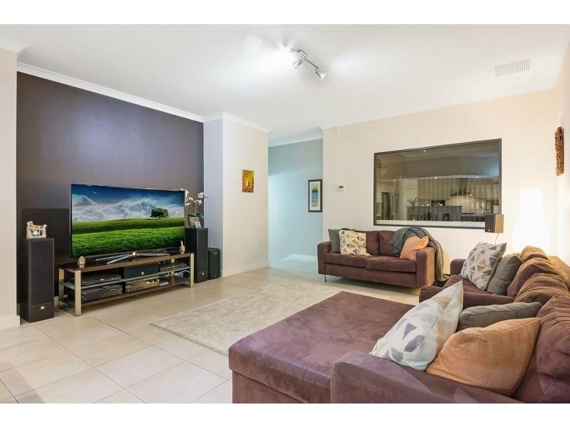 7 Sottogrande View, Connolly WA 6027