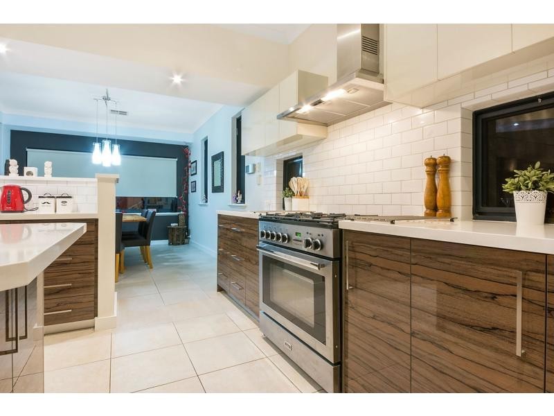 7 Sottogrande View, Connolly WA 6027