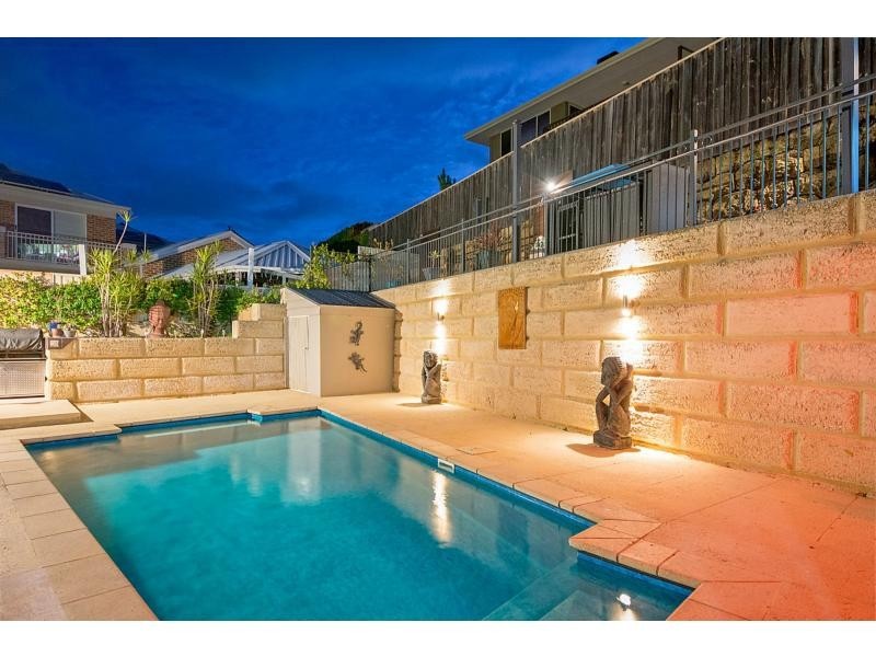 7 Sottogrande View, Connolly WA 6027