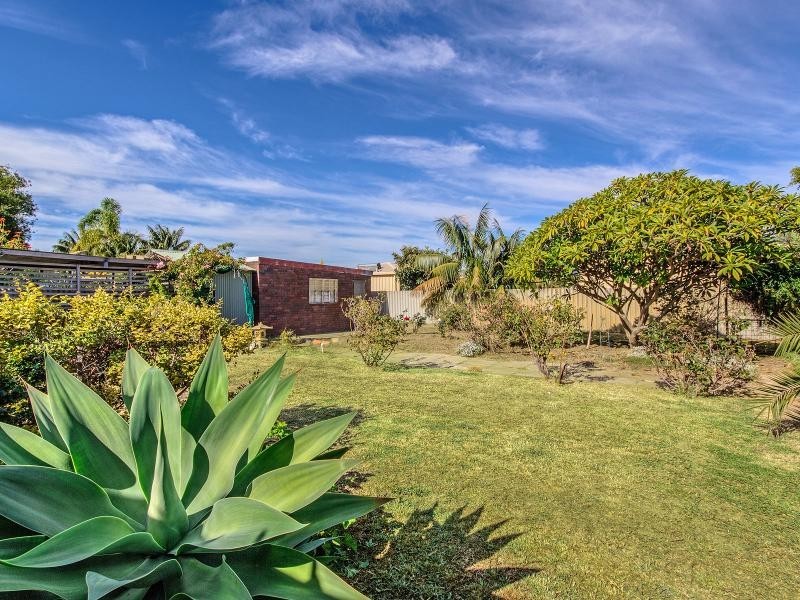 23 Wallsend Street, Safety Bay WA 6169