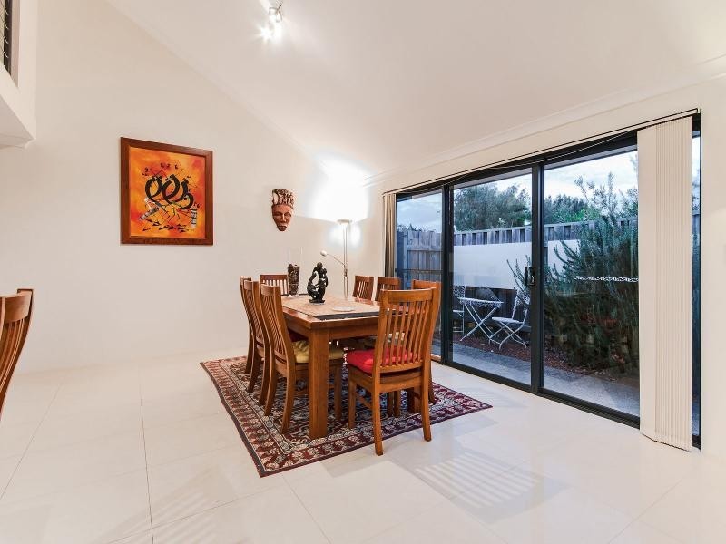 40 Rees Crescent, Rockingham WA 6168