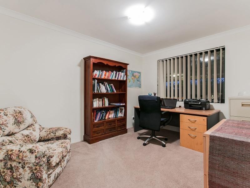 40 Rees Crescent, Rockingham WA 6168