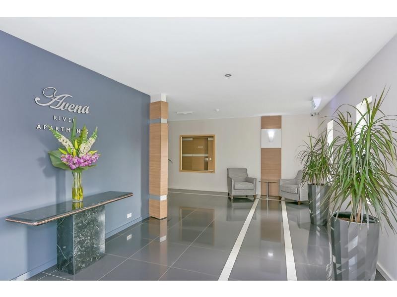 7/18 Tanunda Drive, Rivervale WA 6103