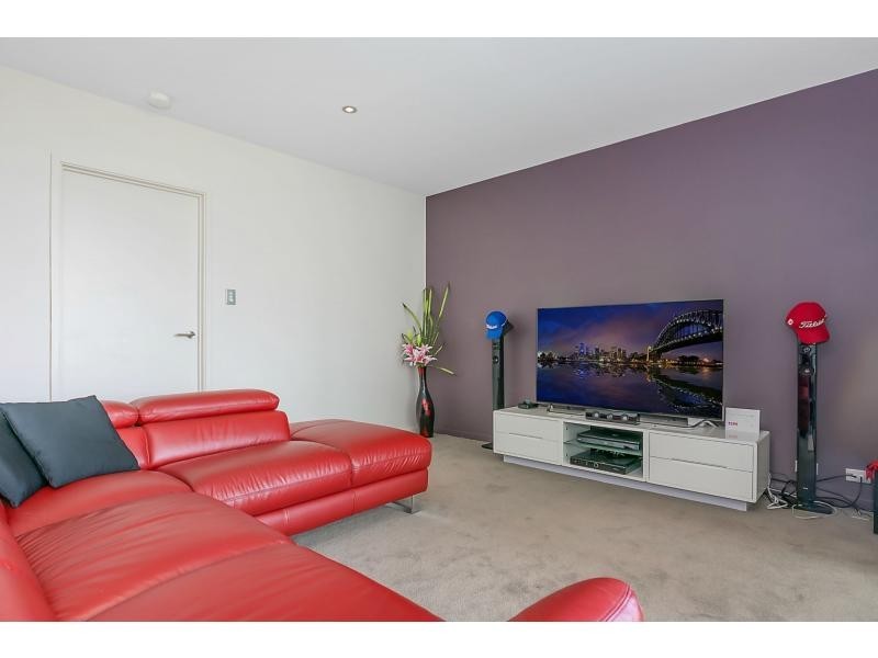 7/18 Tanunda Drive, Rivervale WA 6103