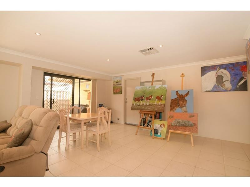 12 Maverick Promenade, Shoalwater WA 6169