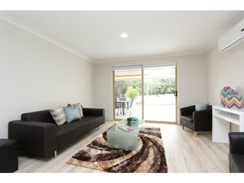 7 Begonia Close, Yangebup WA 6164