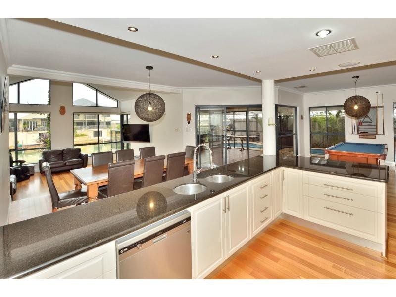 94 Avocet Island Quay, Wannanup WA 6210