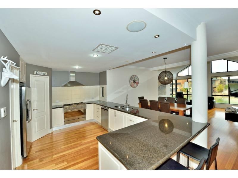 94 Avocet Island Quay, Wannanup WA 6210