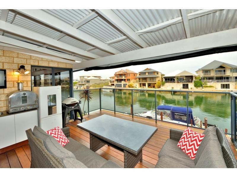 94 Avocet Island Quay, Wannanup WA 6210