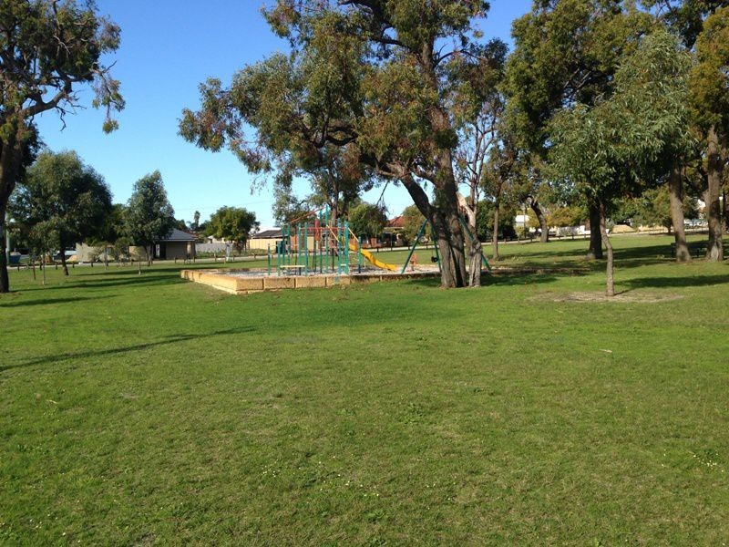 16 Lancing Way, Balga WA 6061