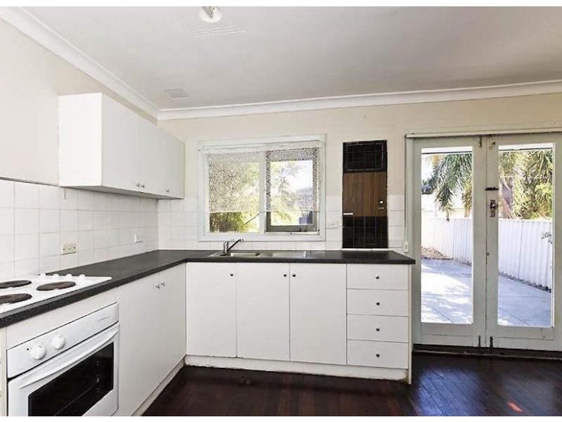 16 Lancing Way, Balga WA 6061