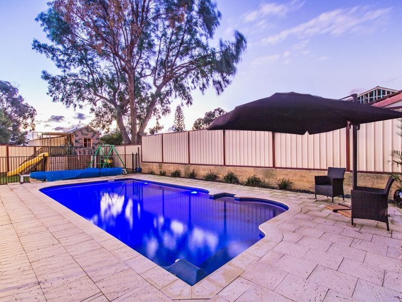 12 Powis Way, Warnbro WA 6169