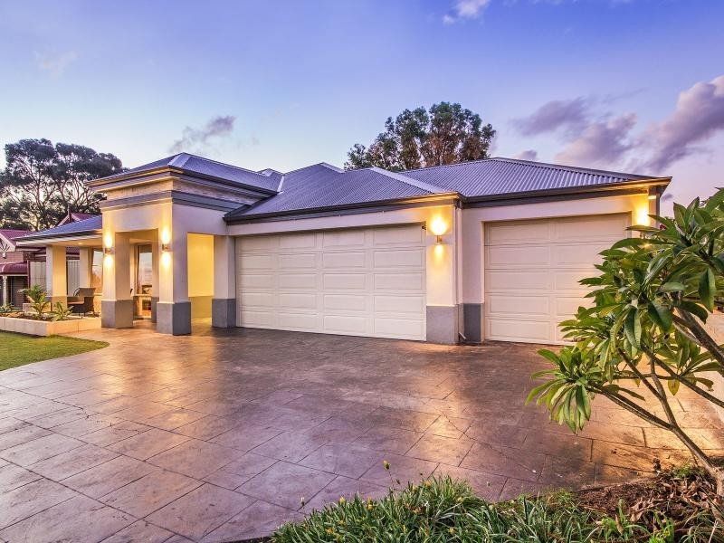 12 Powis Way, Warnbro WA 6169