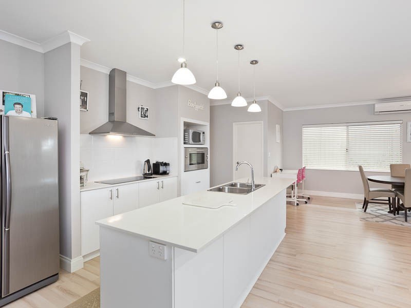 128 Mason Road, Piara Waters WA 6112
