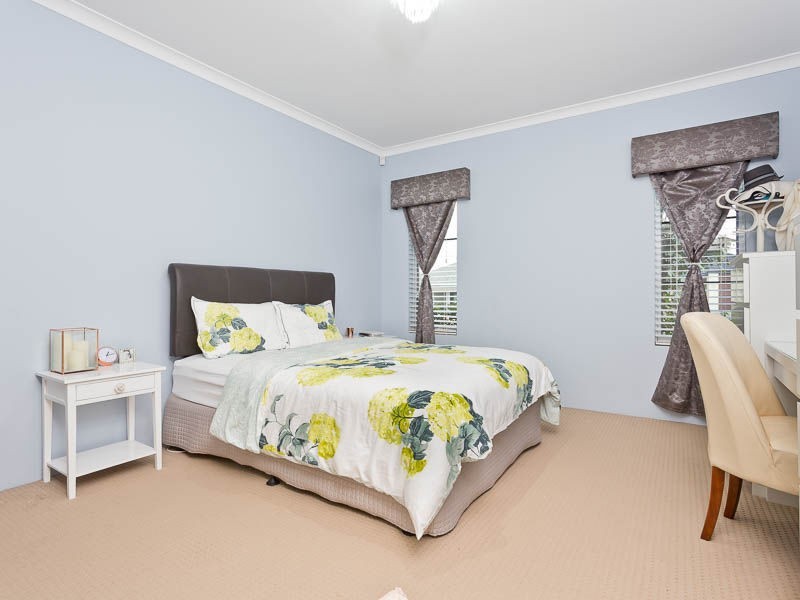 128 Mason Road, Piara Waters WA 6112