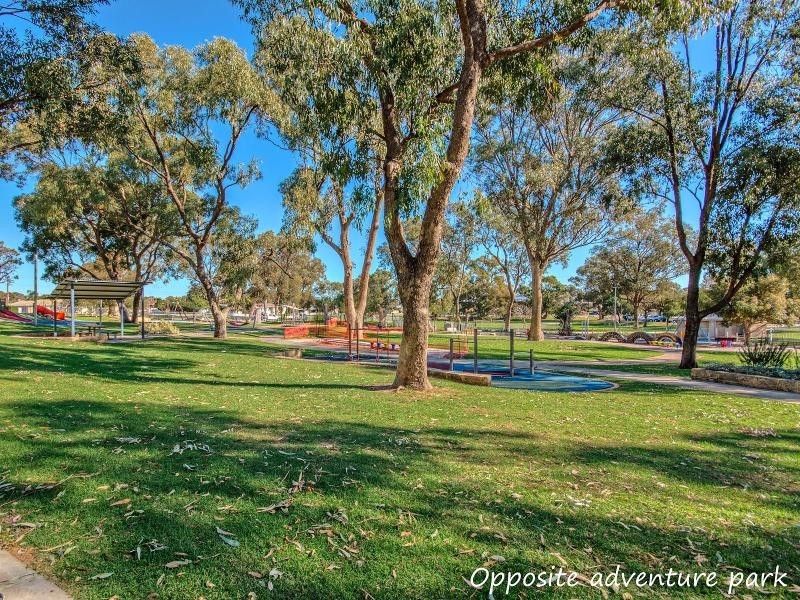 21 Reserve Drive, Mandurah WA 6210