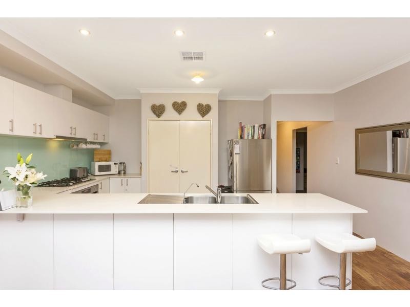 5 Ranleigh Way, Greenwood WA 6024