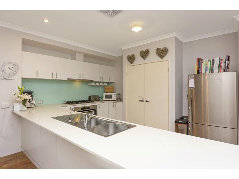 5 Ranleigh Way, Greenwood WA 6024