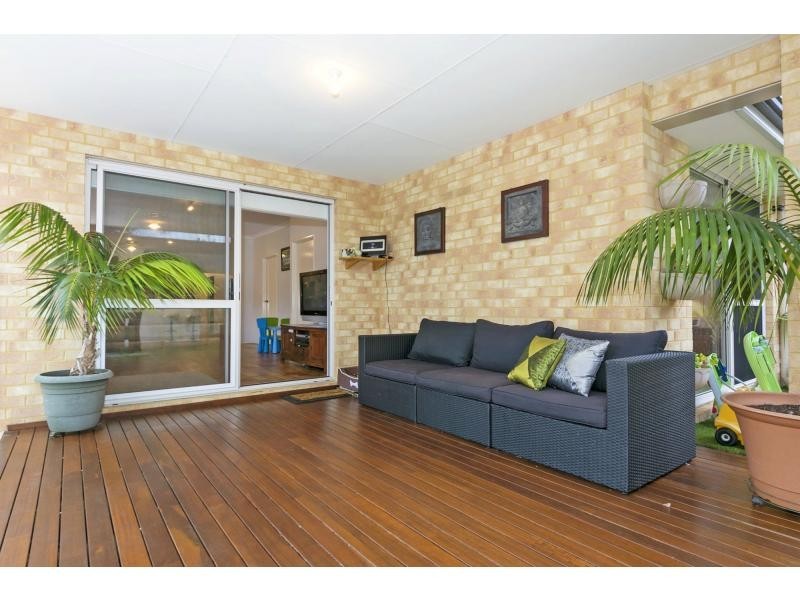 5 Ranleigh Way, Greenwood WA 6024