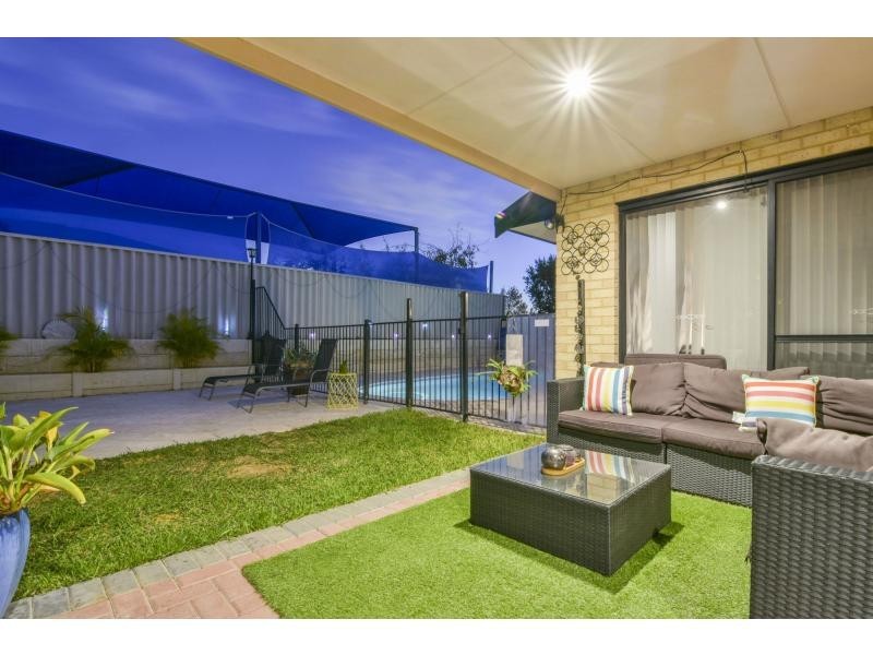 23 Hollins Bend, Madeley WA 6065