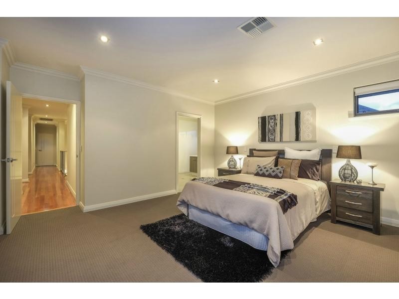 7 Hamer Avenue, Wembley Downs WA 6019