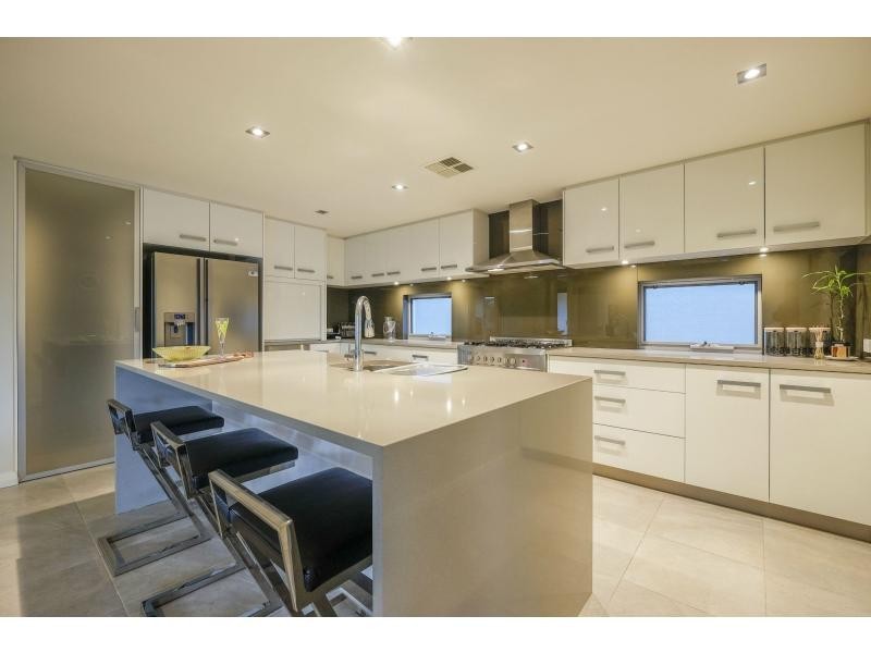 7 Hamer Avenue, Wembley Downs WA 6019