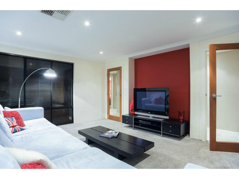 51 Bramley Loop, Madeley WA 6065