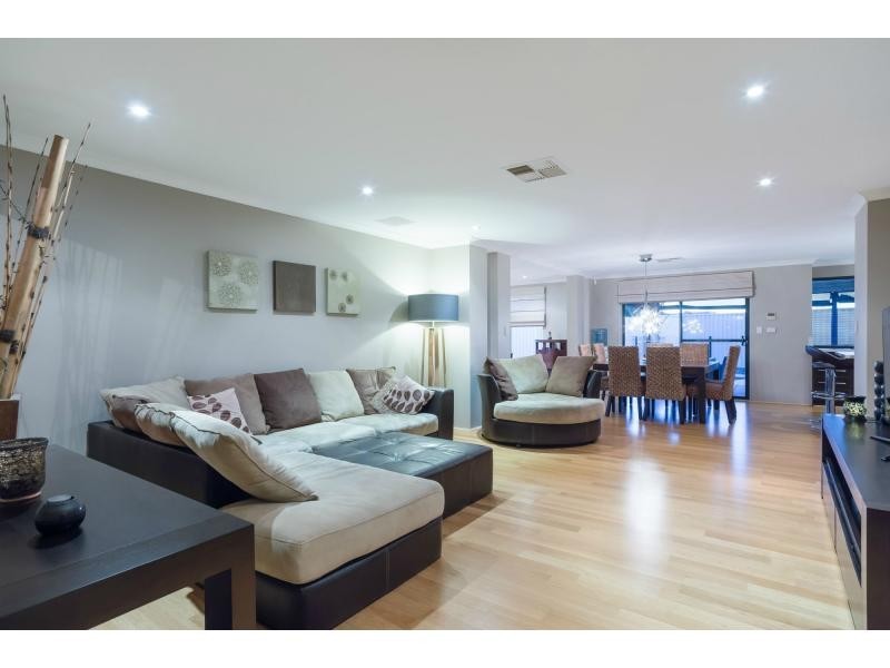 51 Bramley Loop, Madeley WA 6065