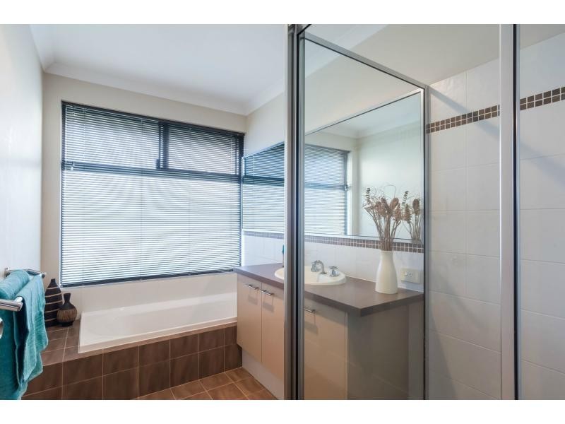 51 Bramley Loop, Madeley WA 6065