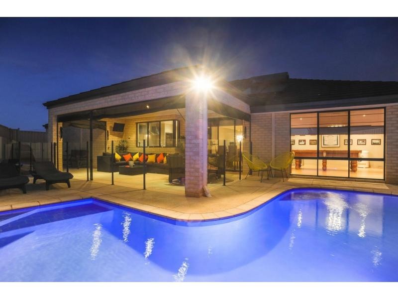 51 Bramley Loop, Madeley WA 6065