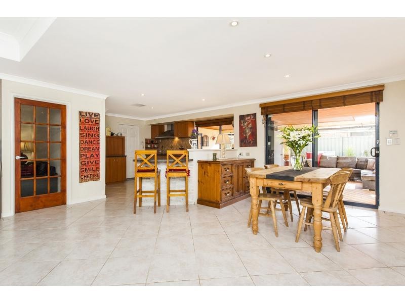 12 Strutt Parkway, Southern River WA 6110