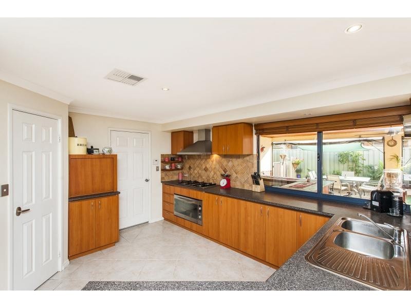 12 Strutt Parkway, Southern River WA 6110