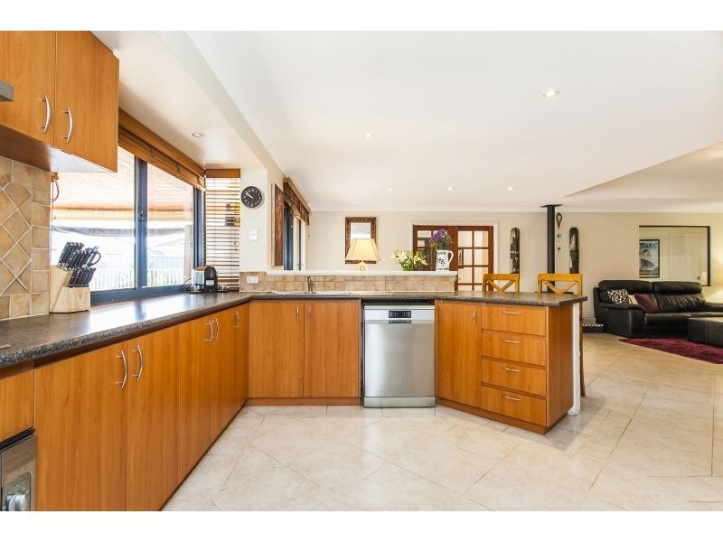 12 Strutt Parkway, Southern River WA 6110