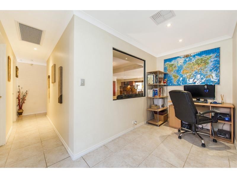 12 Strutt Parkway, Southern River WA 6110