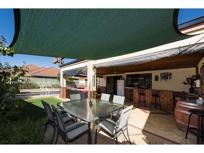 12 Strutt Parkway, Southern River WA 6110