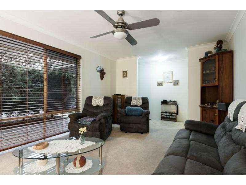 2/27 Wrotham Place, Marangaroo WA 6064