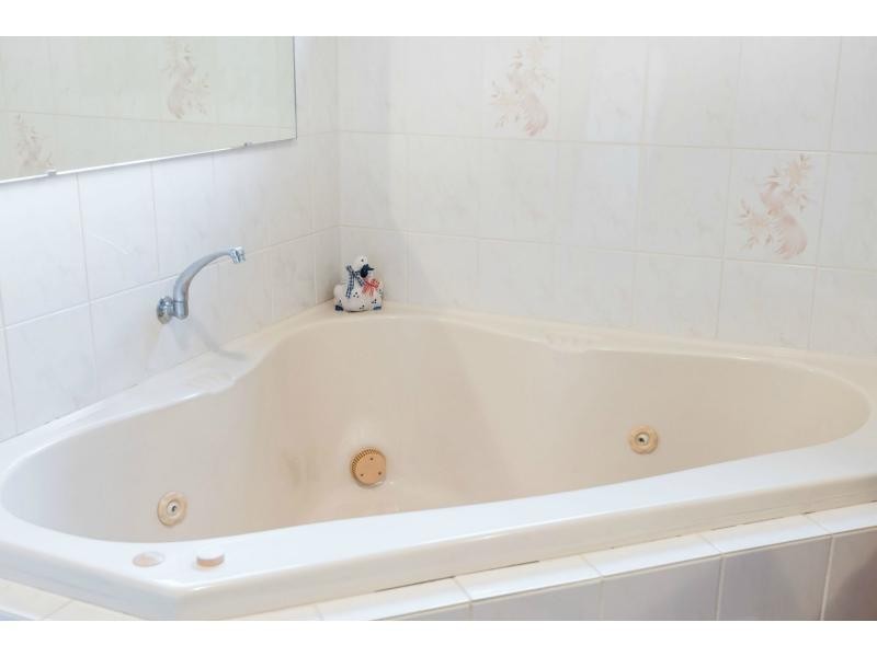 2/27 Wrotham Place, Marangaroo WA 6064