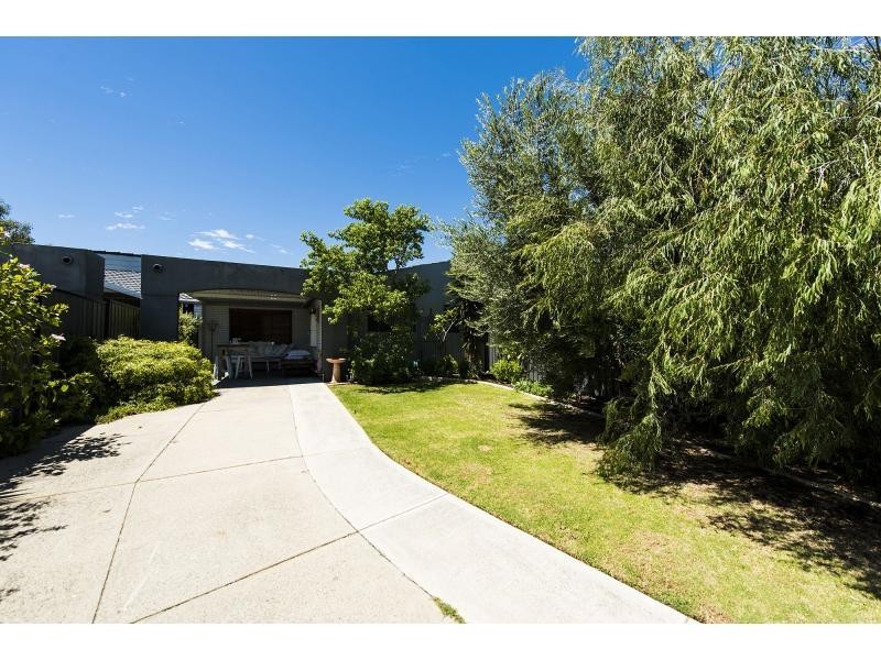 12 Bickford Place, Hamilton Hill WA 6163