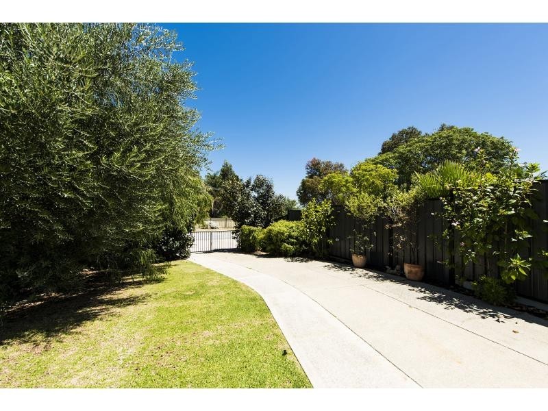 12 Bickford Place, Hamilton Hill WA 6163