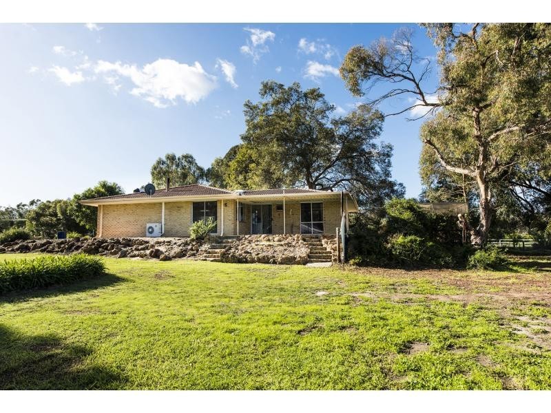 8 Jones Court, Serpentine WA 6125