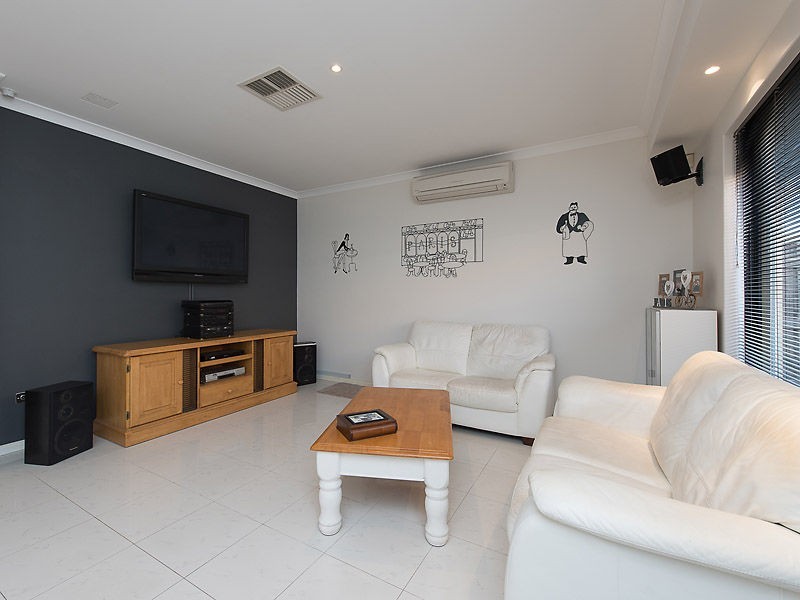 31 Cheval Place, Canning Vale WA 6155