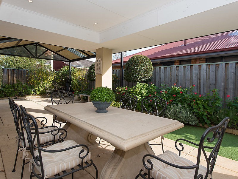 31 Cheval Place, Canning Vale WA 6155