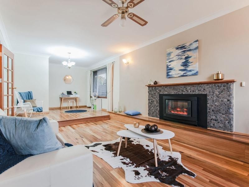 10 Jesmond Street, Safety Bay WA 6169