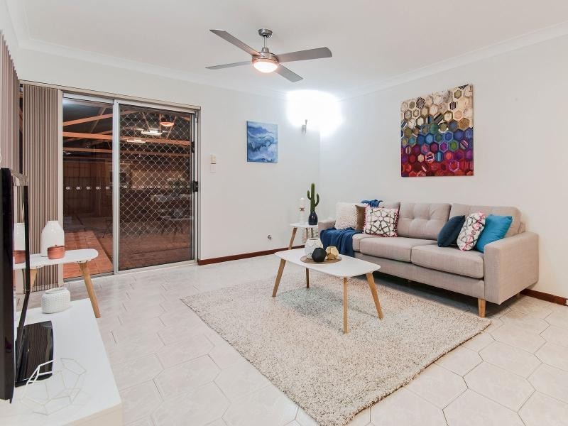 10 Jesmond Street, Safety Bay WA 6169