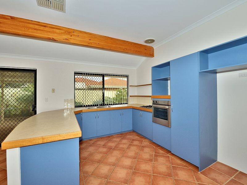 7 Seminole Avenue, Meadow Springs WA 6210