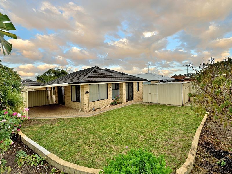 7 Seminole Avenue, Meadow Springs WA 6210