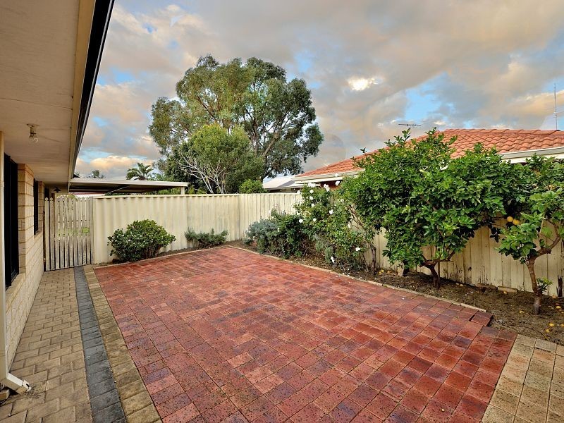 7 Seminole Avenue, Meadow Springs WA 6210